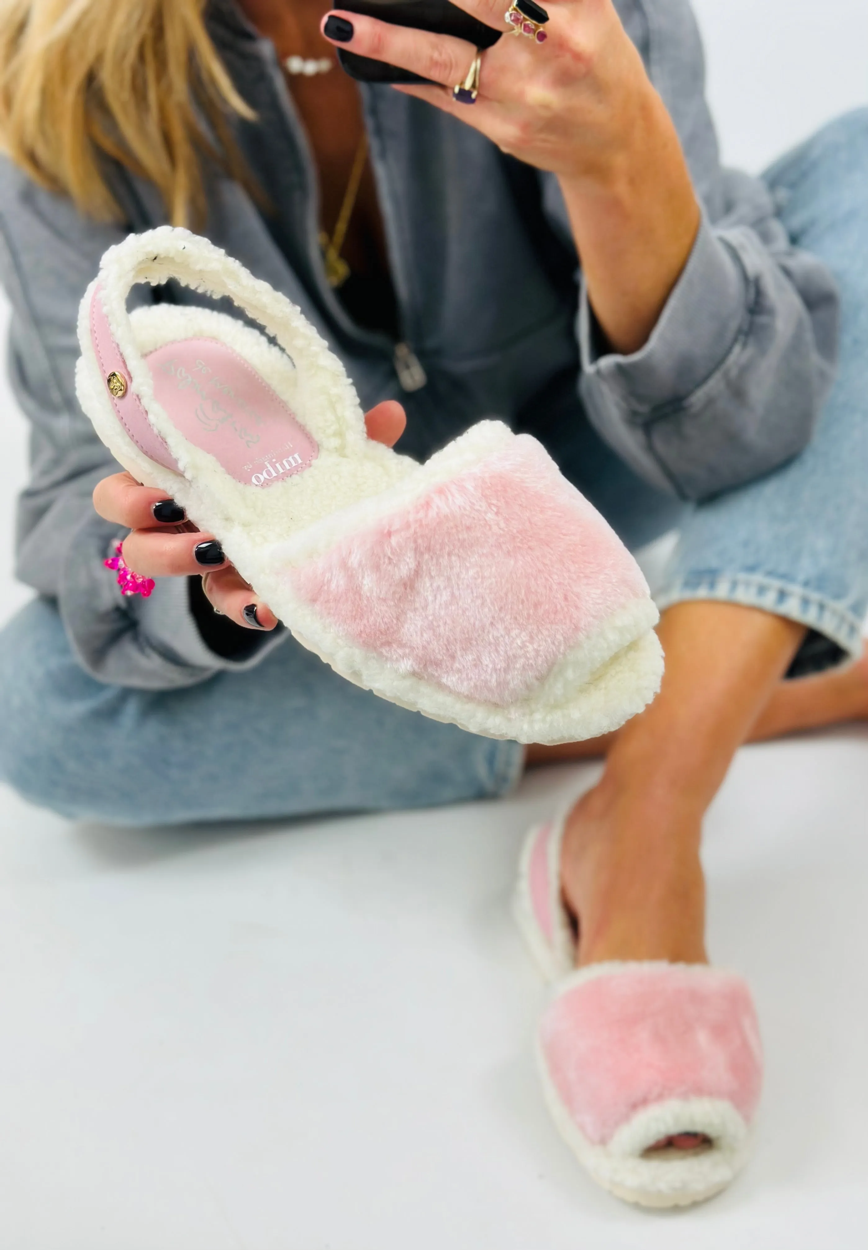 Candyfloss Snug