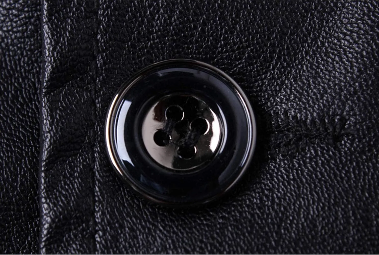 chouyatou Men's Stylish 2 Button Faux Leather Suit Blazer Jacket Sport Coat