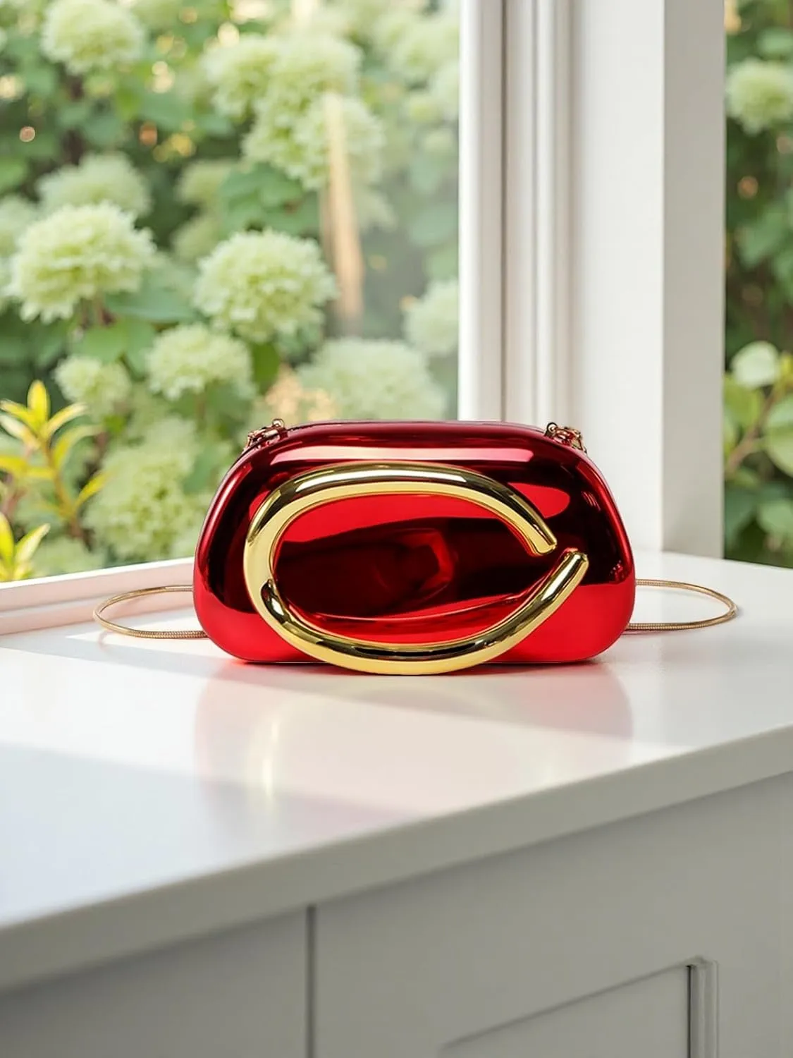 Elegant Acrylic Clutch Purse for Women -Summer Evening Bag with Chain Strap, Unique Formal Party Handbag