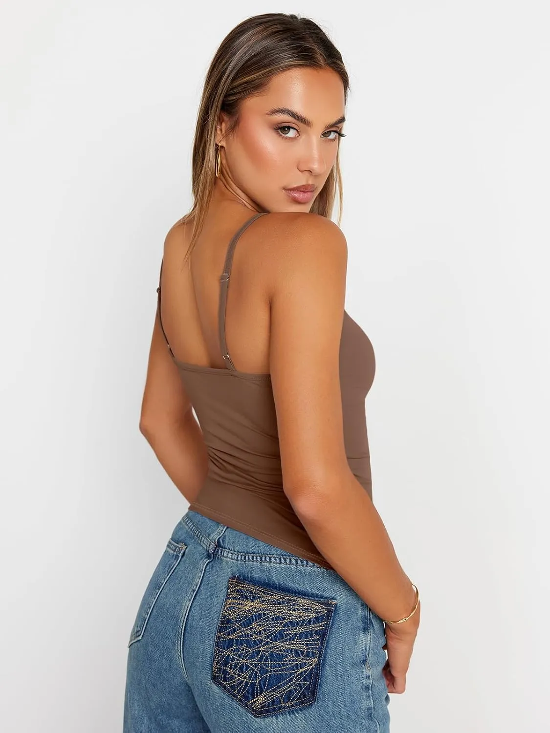Trendy Queen Womens Adjustable Camisole Sleeveless Square Neck Spaghetti Strap Tank Tops Basic Shirt