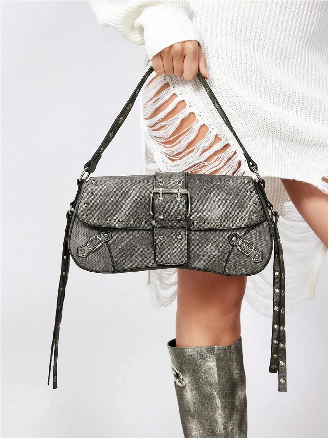 Verdusa Women's Shoulder Bag Y2K Handbag Cute Trendy Goth Studded Rivet Punk Purse
