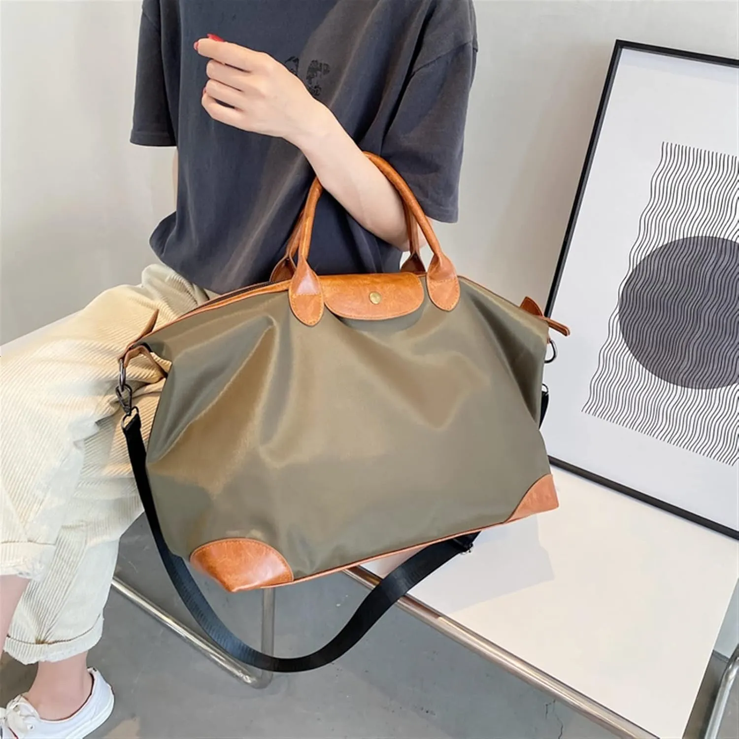 Women's casual sports handbags simple design multifunctional large capacity travel shoulder crossbody bag