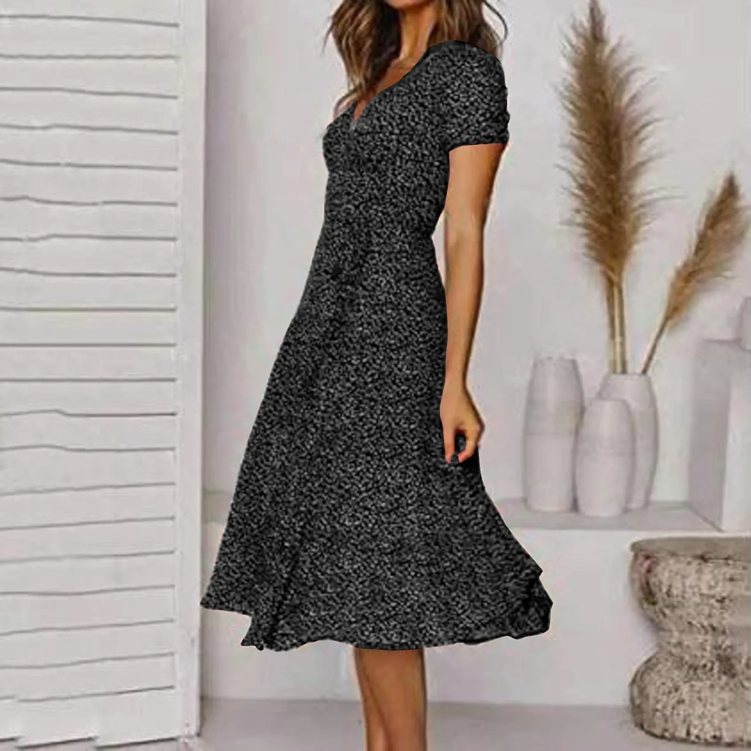 Women's Floral Wrap V-Neck Midi Dress Short Sleeve Boho Summer Beach Long Dress High Low Hem Smocked Dress Women