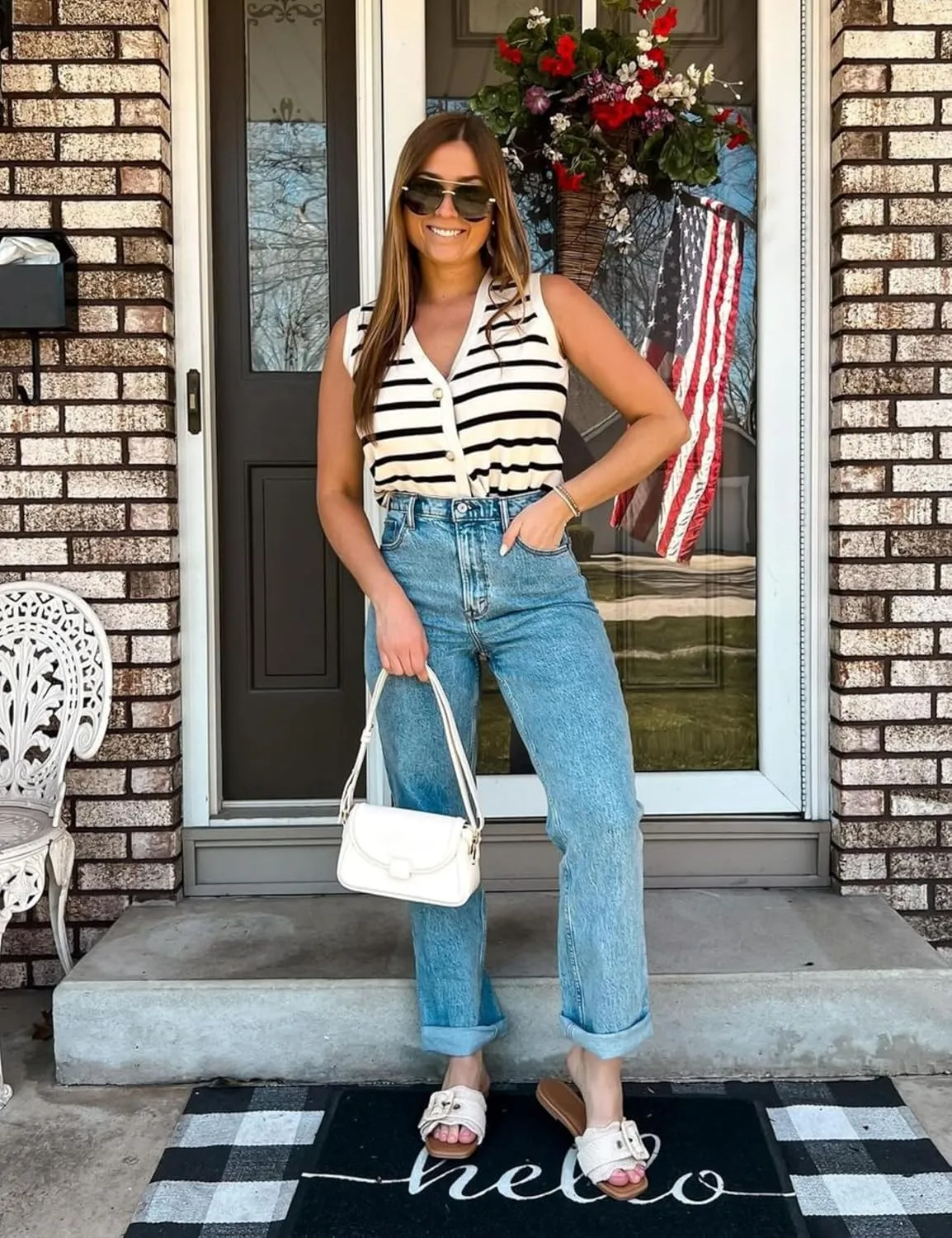 Women's Sleeveless Striped Sweater Vest Cropped Button Down Knit Vest Tops 2025 Trendy Outfits
